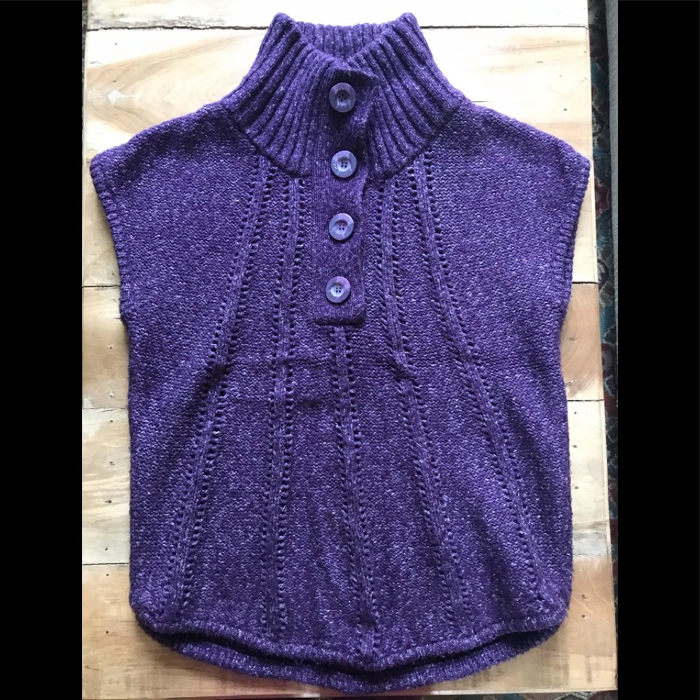 BCBG MAx Azria | Oversized Sweater Vest